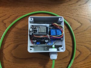 ESP32 gate door control Wi-Fi